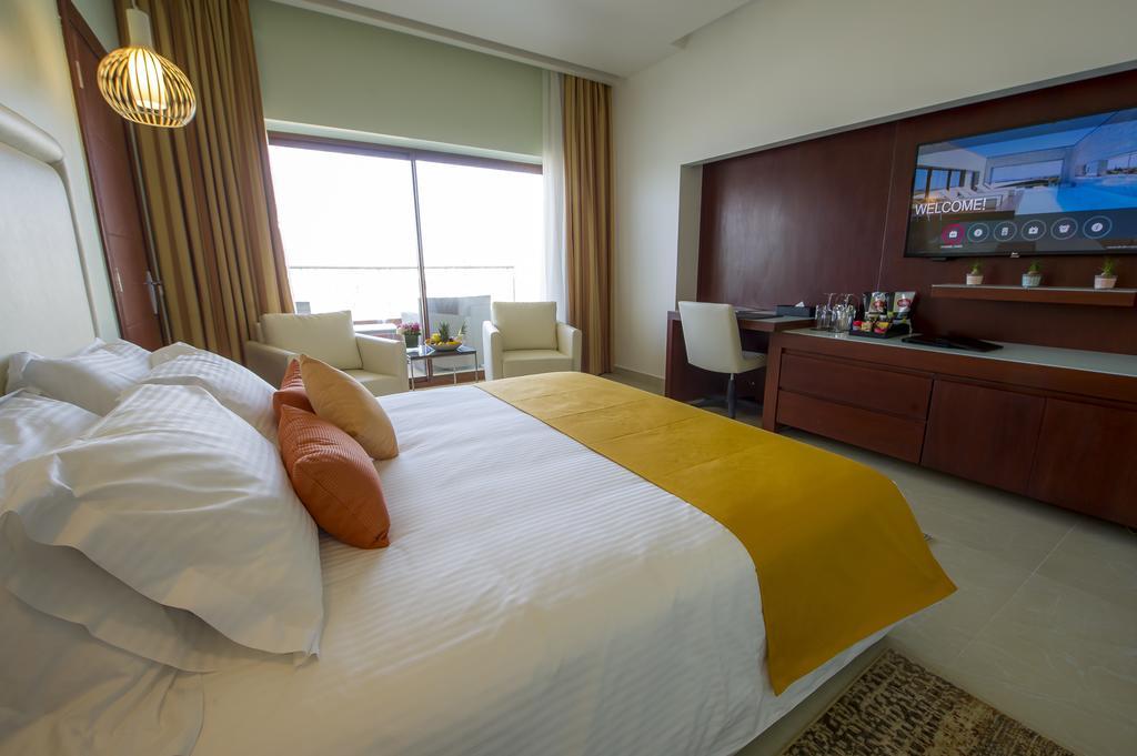 Burj On Bay Hotel Jounieh Ngoại thất bức ảnh