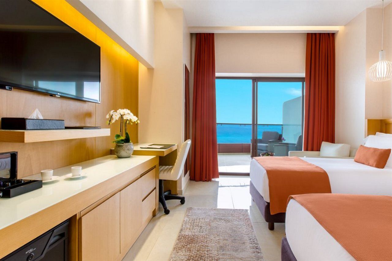 Burj On Bay Hotel Jounieh Ngoại thất bức ảnh